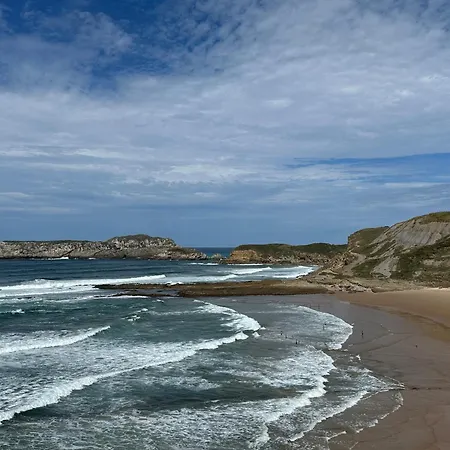 Camino A Lancha A Un Paso De La Playa De Usgo Apartman